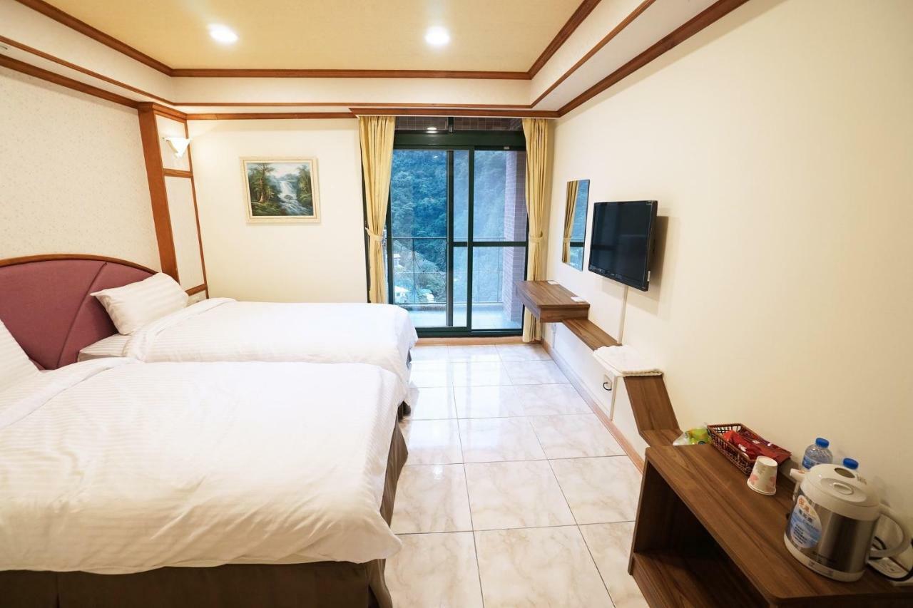 Xanadu Hostel Yisheng Buitenkant foto