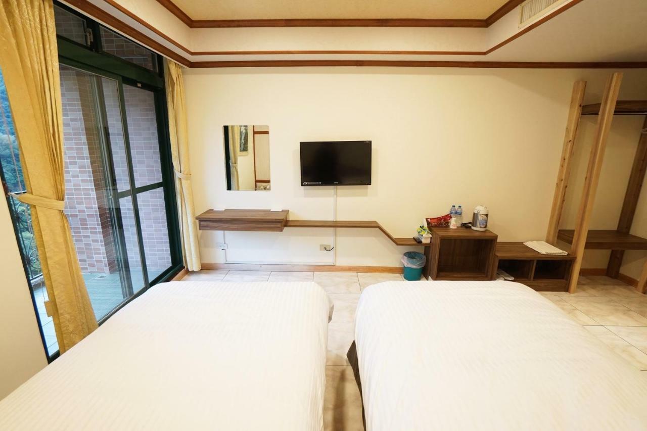 Xanadu Hostel Yisheng Buitenkant foto